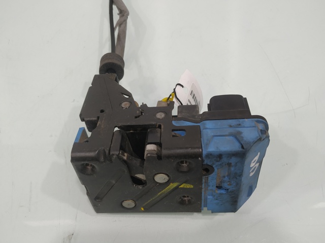 30699748 VOLVO Cerradura de puerta delantera derecha  disponible Alicante