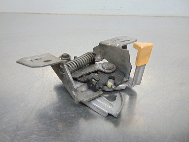 30716530 VOLVO Cerradura de capó  en stock Gandía