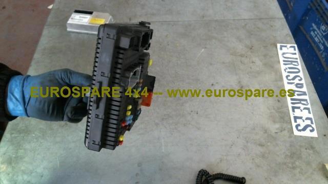 30728512 VOLVO Caja de fusibles trasera interior comprar Alcalá