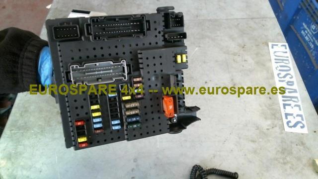 30728512 Caja de fusibles trasera interior  comprar en Pontevedra