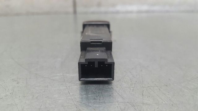 30739296 VOLVO Boton de luz de emergencía  en stock Córdoba