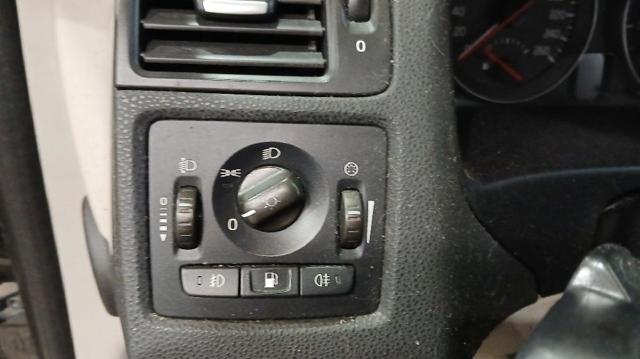 VOLVO 30739300 Interruptor de luces en el tablero  disponible Valladolid