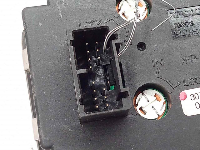 30739300 VOLVO Interruptor de luces en el tablero comprar Bilbao