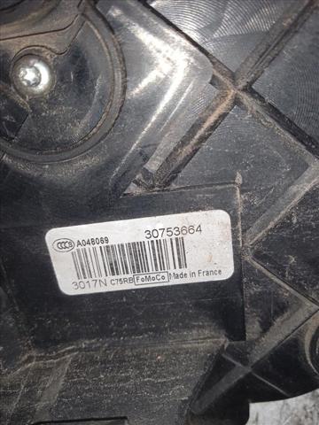 30753664 VOLVO Cerradura de puerta delantera derecha  en stock Córdoba