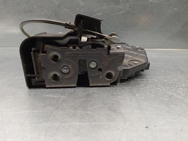 VOLVO 30753664 Cerradura de puerta delantera derecha  comprar en Murcia