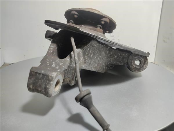 30760715 VOLVO Mangueta delantera derecha  en stock Huelva