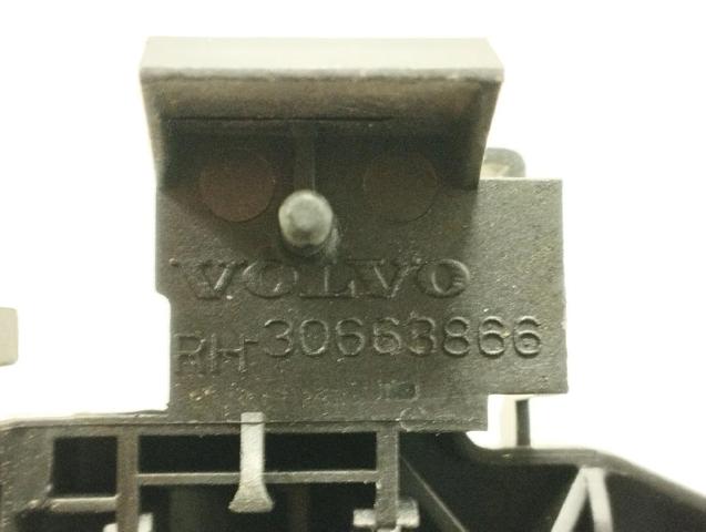 VOLVO 30784202 Soporte de manija exterior de puerta trasera izquierda  disponible Valladolid