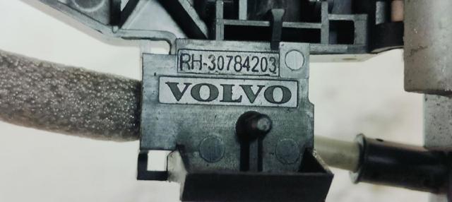 30784202 VOLVO Soporte de manija exterior de puerta trasera izquierda comprar Madrid