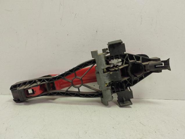 VOLVO 30784203 Soporte de manija exterior de puerta delantera derecha  disponible España