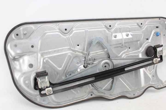 30784510 VOLVO Mecanismo de elevalunas de la puerta delantera derecha  comprar en Jaén