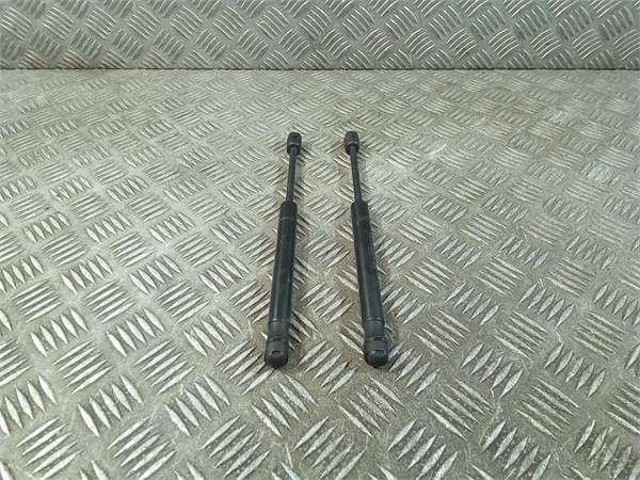 30784935 VOLVO Amortiguador de capó comprar Madrid