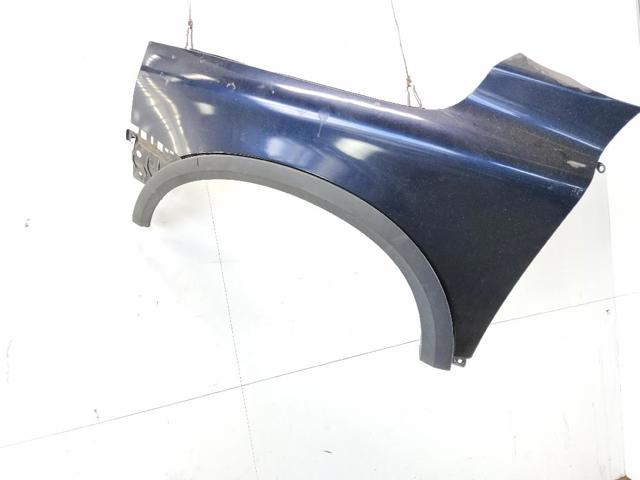 VOLVO 30796494 Aleta delantera izquierda  en stock Salamanca