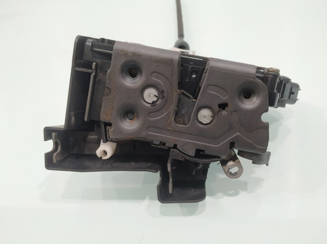 VOLVO 30799308 Cerradura de puerta delantera izquierda  disponible Valladolid