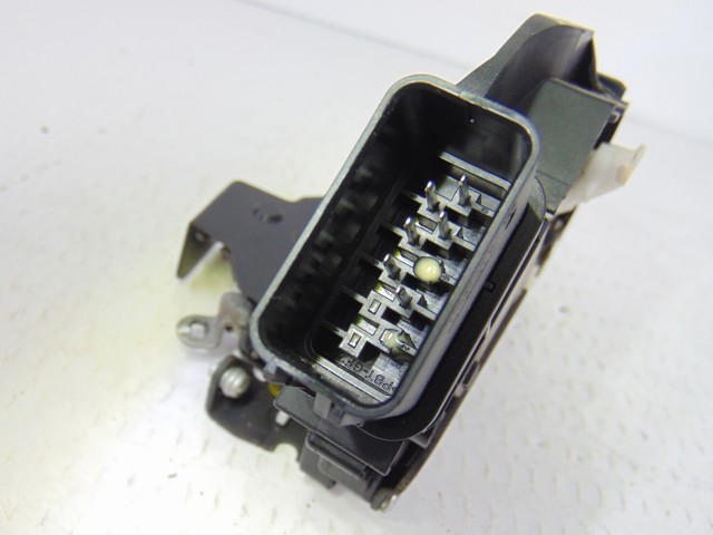 30799316 Cerradura de la puerta trasera derecha comprar Sevilla