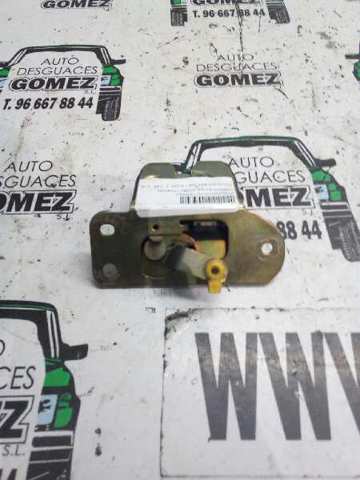 30802821 VOLVO Cerradura de maletero  en stock Córdoba