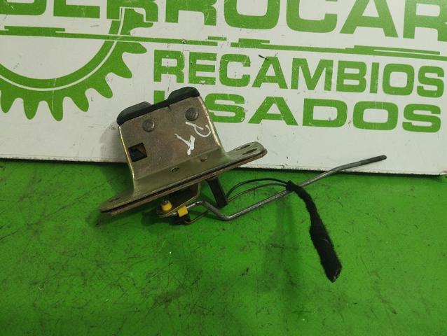 30802821 VOLVO Cerradura de tapa de maletero  comprar en Oviedo