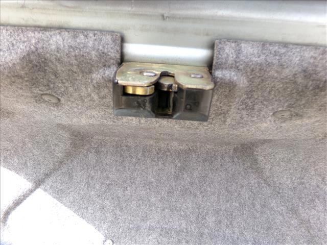 30802821 VOLVO Cerradura de maletero comprar Madrid