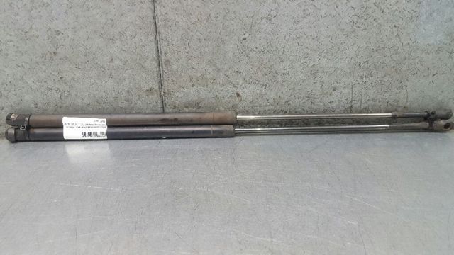 Amortiguador de maletero Volvo V40 desde 13,24 €