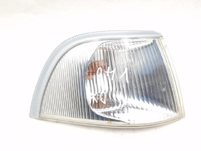 VOLVO 30806987 Piloto intermitente derecho  en stock Valencia