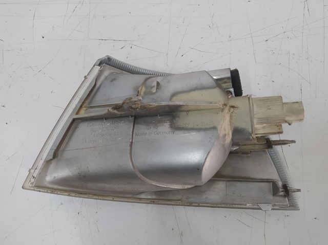 VOLVO 30854654 Piloto intermitente derecho  en stock Valencia