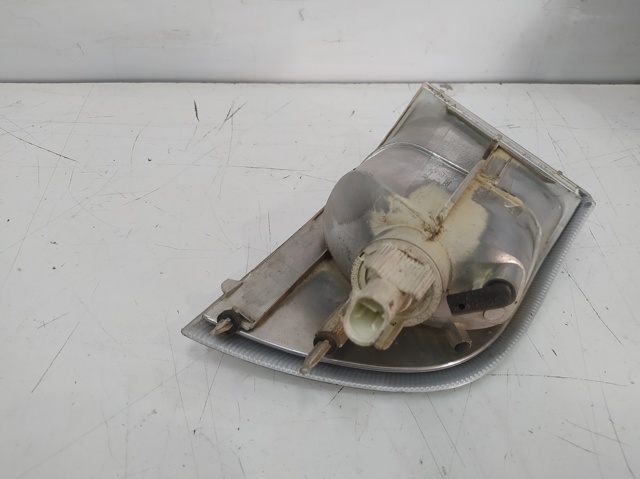 30854654 VOLVO Piloto intermitente derecho comprar Madrid
