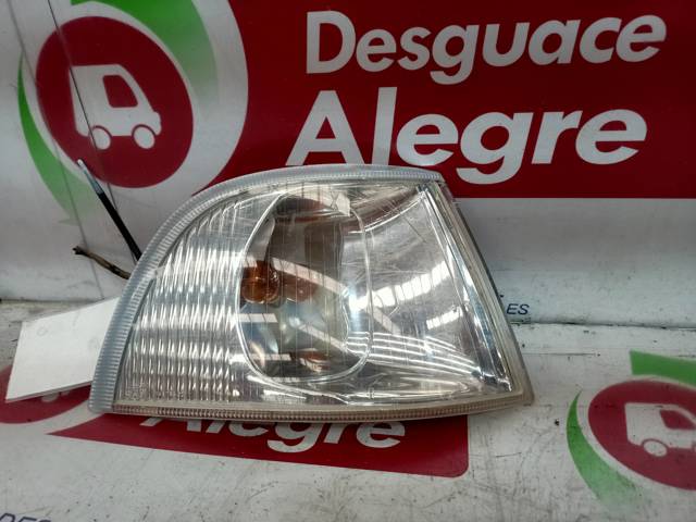 VOLVO 30854654 Piloto intermitente derecho  en stock Valencia