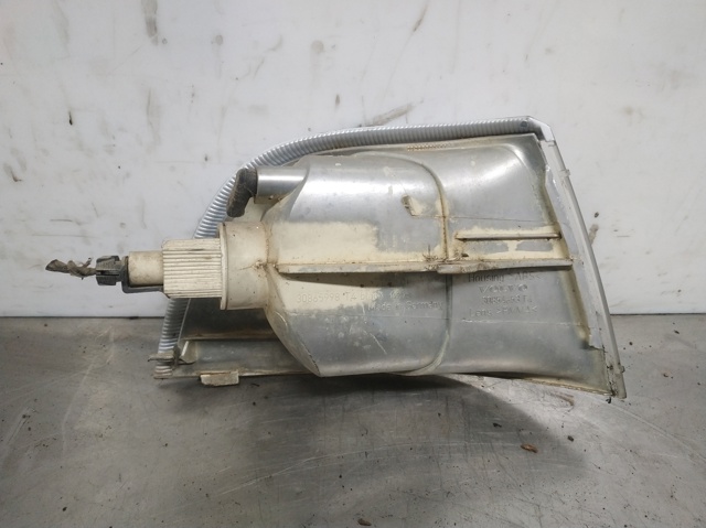 Luz indicadora izquierdo 30865998 VOLVO
