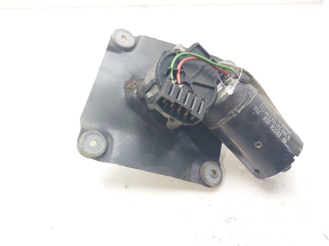 Motor del limpiaparabrisas Volvo V40  familiar comprar en España