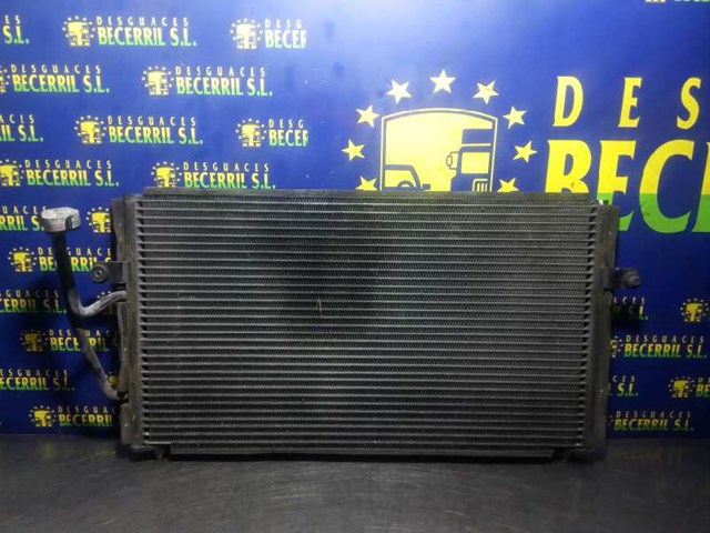 Condensador / radiador  aire acondicionado para volvo v40 ranchera familiar (645) (1995-1999) 1.8 b4184s 30897260