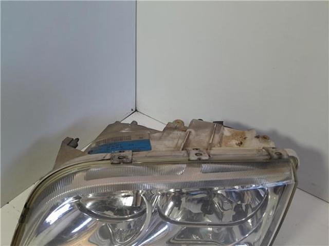 VOLVO 30899682 Faro izquierdo  comprar en Albacete