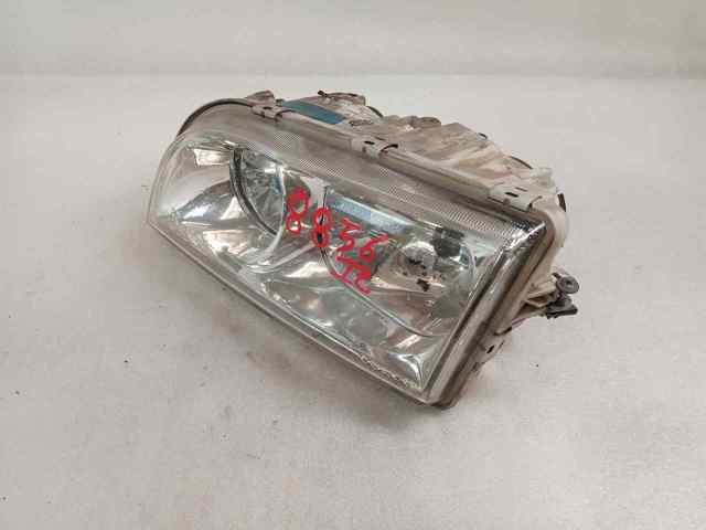 VOLVO 30899682 Faro izquierdo comprar Barcelona