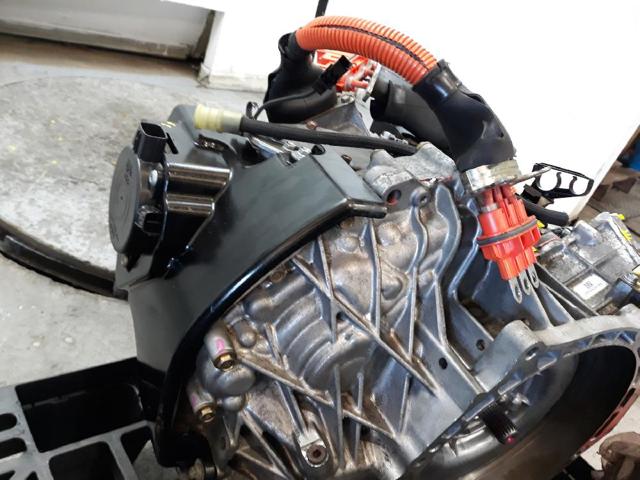 Transmisión automática completa Toyota Prius NHW20