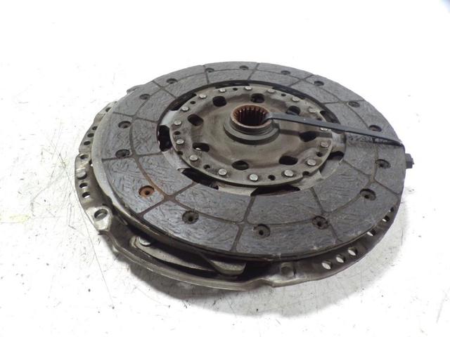 Embrague motor 310010W020 TOYOTA