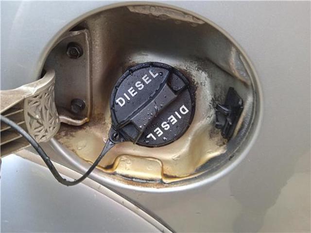 310103A901 HYUNDAI Tapa de depósito de combustible comprar Madrid