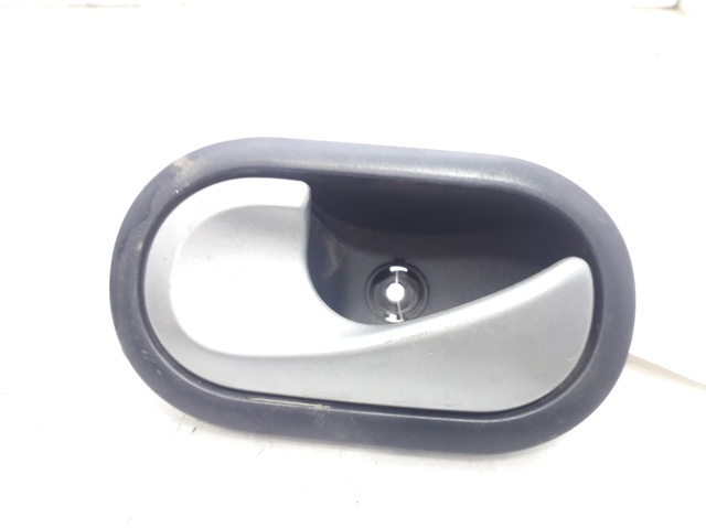 RENAULT 310579 Manija interior de puerta delantera izquierda  en stock Salamanca
