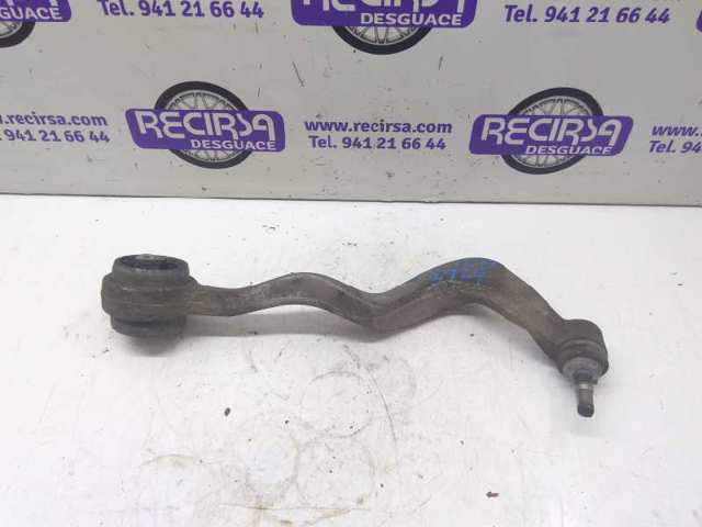 Brazo inferior derecho de la suspensión delantera 31102348046 BMW