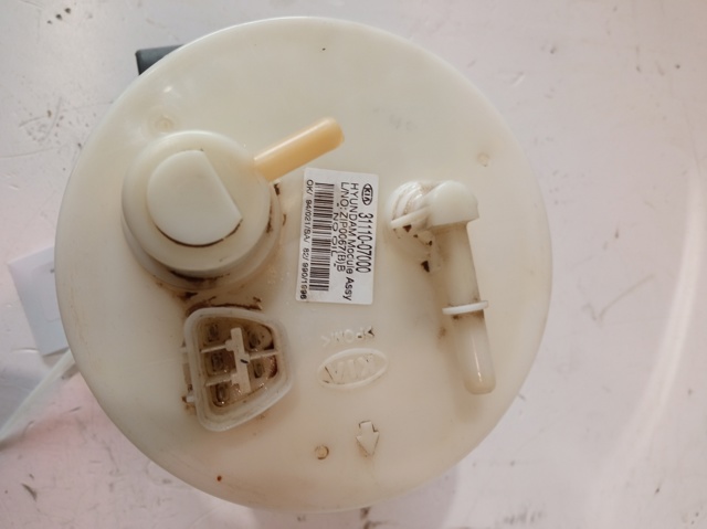 3111007000 Módulo de bomba de combustible con sensor de nivel de combustible  disponible Burgos