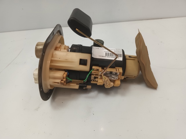 Módulo de alimentación de combustible 3111017000 HYUNDAI
