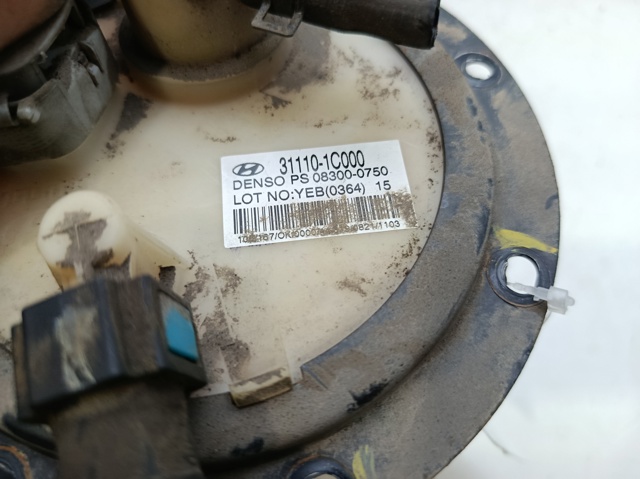 HYUNDAI 311101C000 Módulo de bomba de combustible con sensor de nivel de combustible  disponible Valladolid