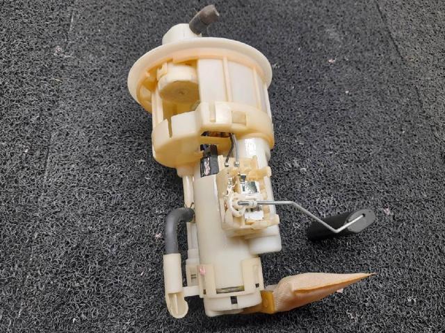 HYUNDAI 311101G000 Módulo de bomba de combustible con sensor de nivel de combustible  comprar en Albacete