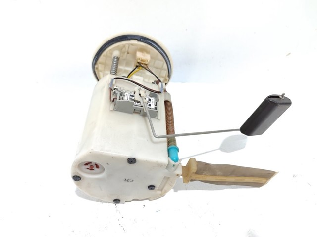 311101H000 Módulo de bomba de combustible con sensor de nivel de combustible  disponible Utrera