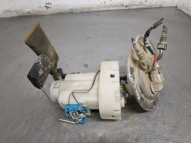 Bomba de combustible 311102E000 HYUNDAI