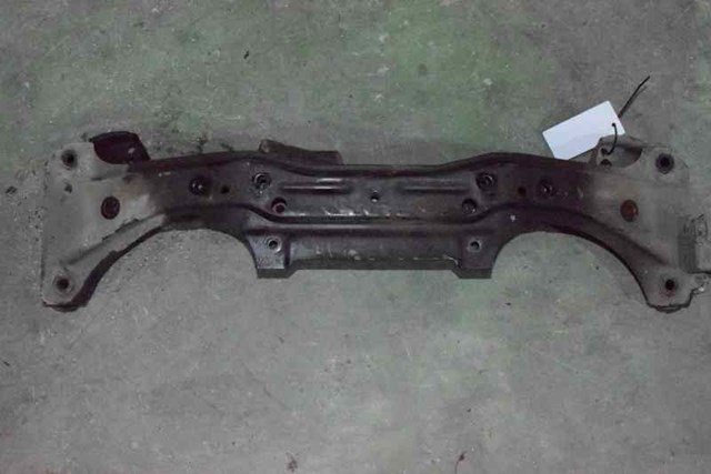 Subchasis delantero soporte motor 31111096902 BMW