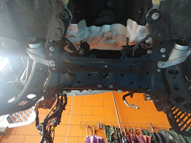 Subchasis delantero soporte motor 31116872729 BMW