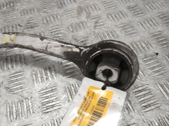 BMW 31121141718 Brazo superior derecho de la suspensión delantera  en stock Terrassa