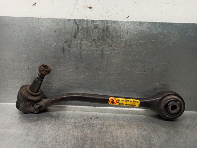 31122229521 Brazo inferior izquierdo de la suspensión delantera  disponible Málaga