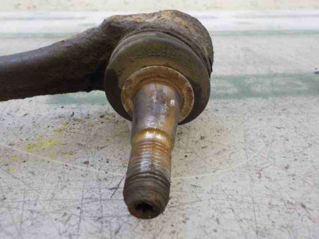 BMW 31122229522 Brazo inferior derecho de la suspensión delantera comprar Pamplona