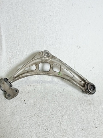 BMW 31122343353 Brazo inferior izquierdo de la suspensión delantera  disponible España