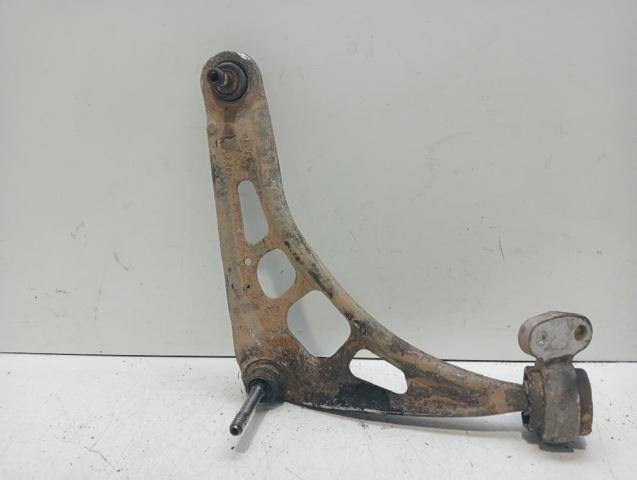 31122343358 Brazo inferior derecho de la suspensión delantera  en stock Sabadell