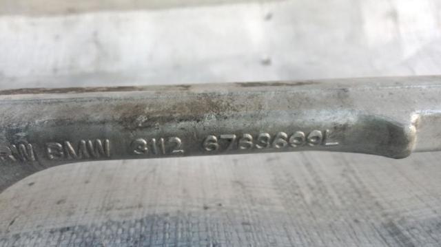 31122405859 Brazo inferior izquierdo de la suspensión delantera  en stock Sabadell
